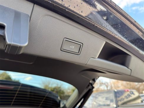 New 2026 Volkswagen Atlas Cross Sport SE image 29