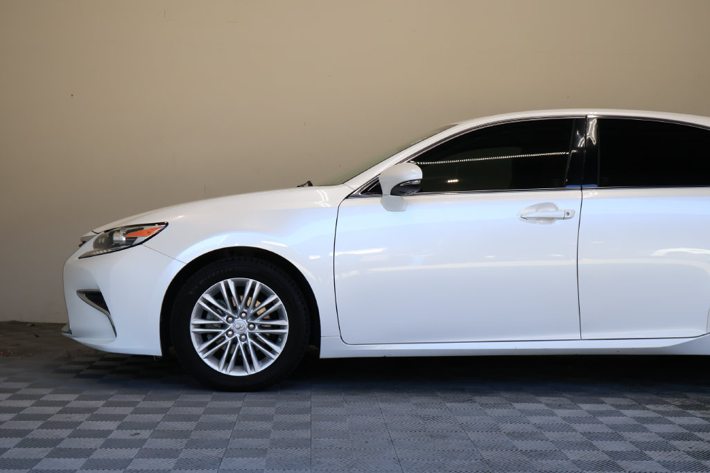 Used 2017 Lexus ES 350 w/ Accessory Package 2 FWD image 8