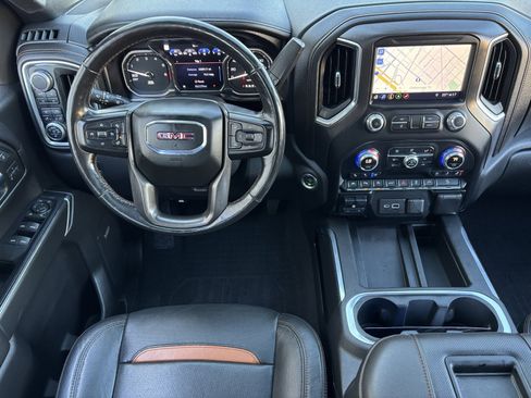 Used 2019 GMC Sierra 1500 AT4 w/ AT4 Premium Package image 3