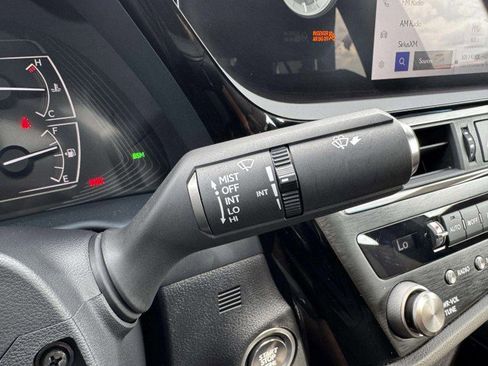 Used 2023 Lexus ES 350 image 23