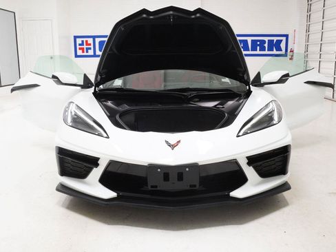 Used 2026 Chevrolet Corvette Stingray Coupe w/ 1LT RWD image 34