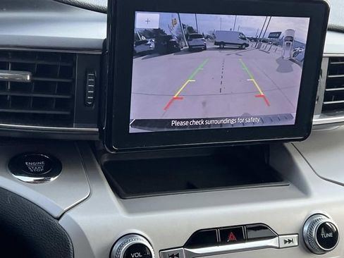 Certified 2023 Ford Explorer XLT w/ Equipment Group 202A image 23