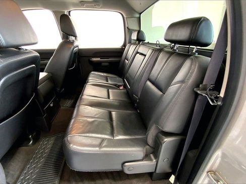Used 2009 Chevrolet Silverado 2500 LT w/ Suspension Package, Off-Road image 18