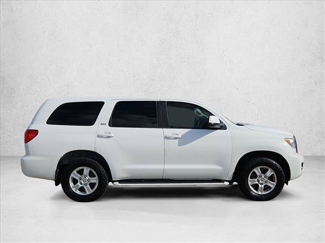 Used 2008 Toyota Sequoia SR5 RWD image 4