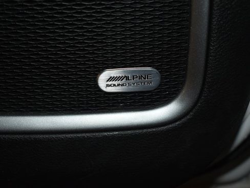 Used 2022 Jeep Compass Latitude w/ Sun and Sound Group image 16