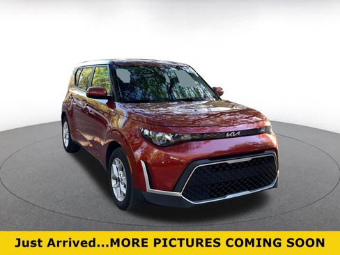 Used 2025 Kia Soul LX w/ LX Technology Package image 1