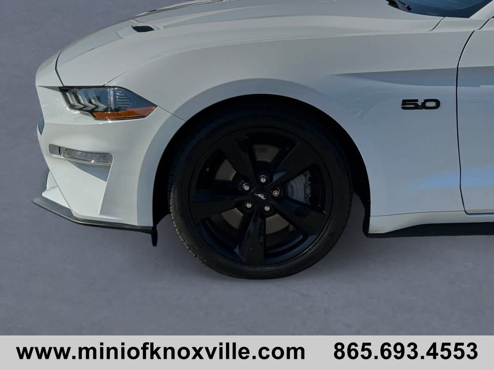 Used 2022 Ford Mustang GT Premium w/ Black Accent Package RWD image 9
