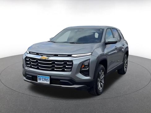 Used 2025 Chevrolet Equinox LT image 7