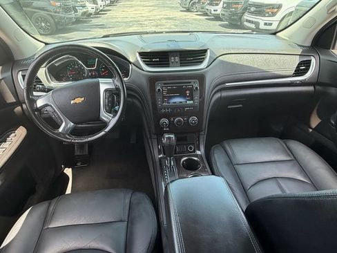 Used 2015 Chevrolet Traverse LT FWD image 14