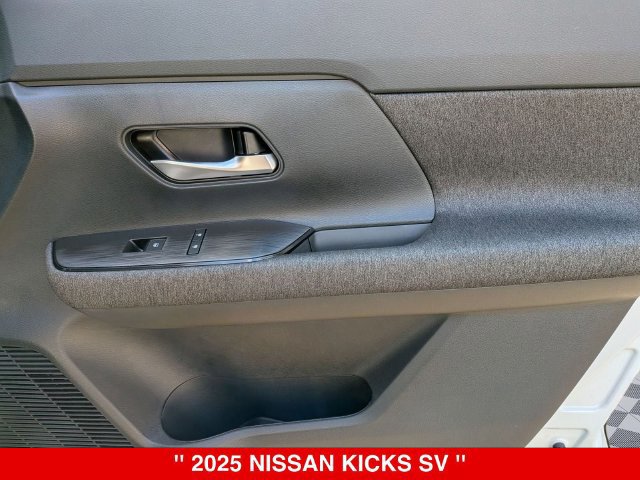 Certified 2025 Nissan Kicks SV AWD/4WD image 35