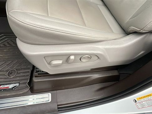 Used 2024 Chevrolet Silverado 1500 LT Trail Boss w/ Convenience Package II image 14