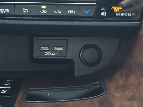 Used 2020 Lexus RX 350L Premium w/ Premium Package AWD/4WD image 27