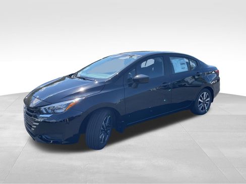 New 2025 Nissan Versa SV w/ Trunk Package image 4