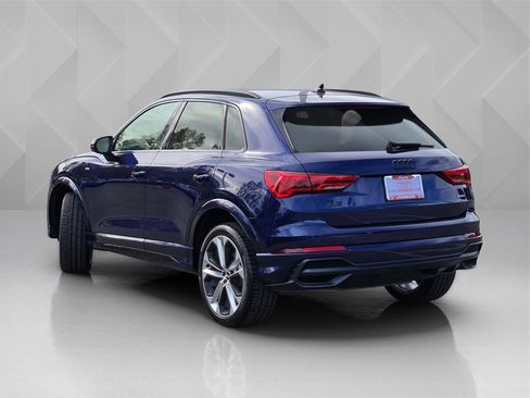 Used 2021 Audi Q3 2.0T Premium w/ Convenience Package image 4