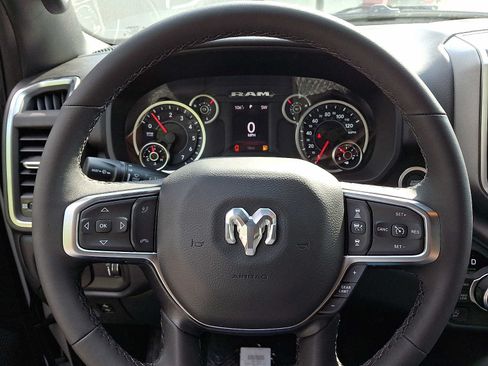 New 2026 RAM 1500 Big Horn AWD/4WD image 13
