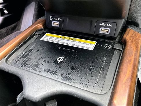 Used 2021 Honda CR-V Touring image 32