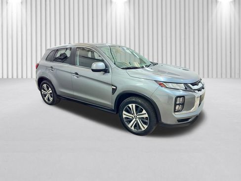 Used 2024 Mitsubishi Outlander Sport ES AWD/4WD image 2