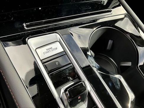 New 2026 Volkswagen Atlas Peak Edition AWD/4WD image 29