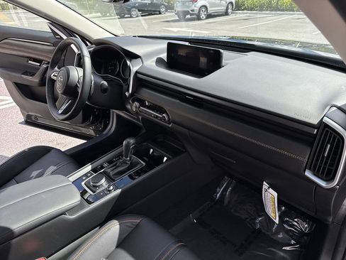 Certified 2025 MAZDA CX-50 AWD 2.5 Turbo w/ Premium Pkg image 33