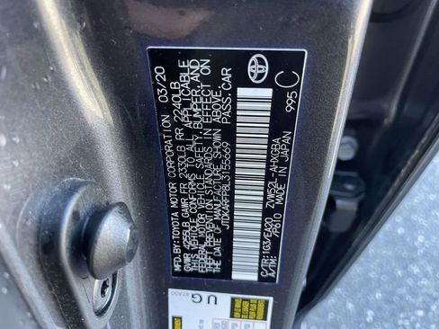 Used 2020 Toyota Prius Prime Limited image 10