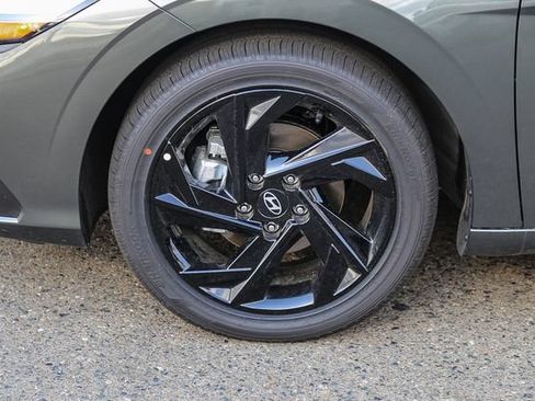 New 2026 Hyundai Elantra Sport FWD image 11