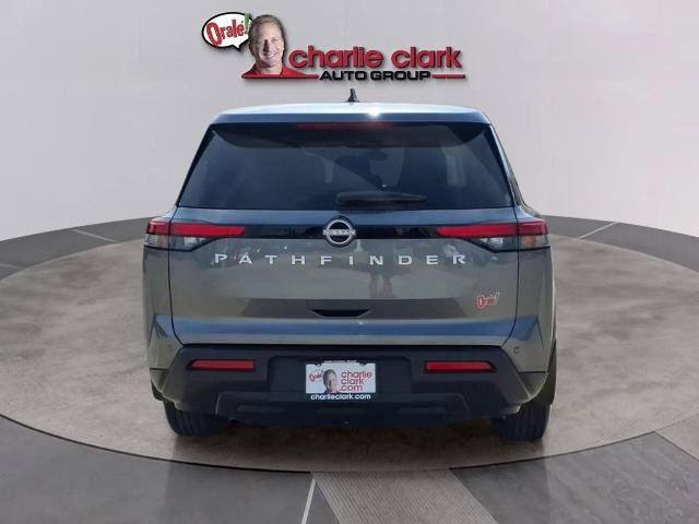 Certified 2025 Nissan Pathfinder S FWD image 4