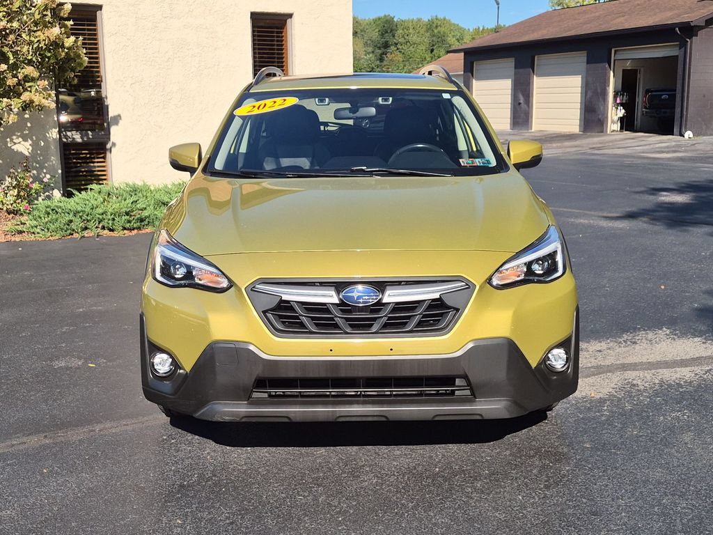 Used 2022 Subaru Crosstrek 2.5i Limited w/ Moonroof Package 2 AWD/4WD image 3