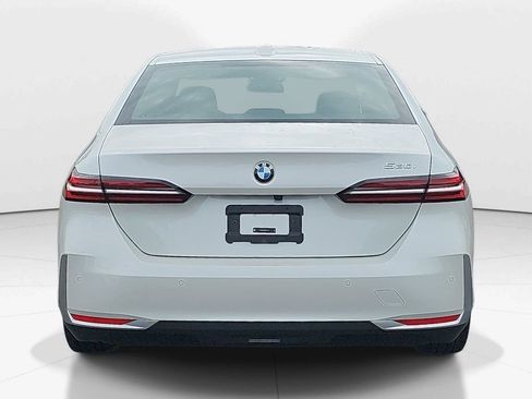 Used 2025 BMW 530i RWD image 7