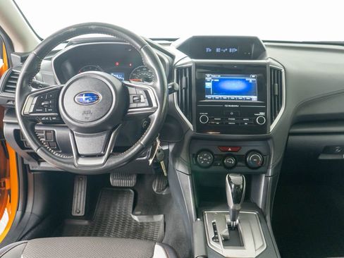 Used 2018 Subaru Crosstrek 2.0i Premium w/ Moonroof Package image 12