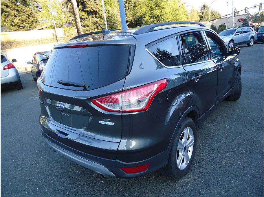 Used 2016 Ford Escape SE w/ SE Leather Comfort Package FWD image 6