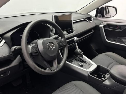 Used 2024 Toyota RAV4 LE AWD/4WD image 14