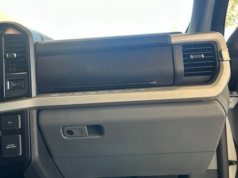 Used 2026 Ford F250 XLT AWD/4WD image 27