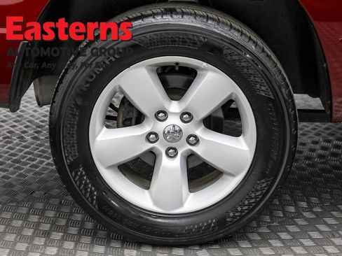 Used 2024 RAM 1500 Classic SLT image 29