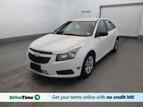 Used 2014 Chevrolet Cruze LS FWD image 1