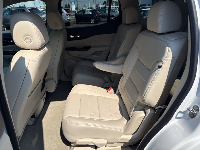 Used 2023 GMC Acadia Denali AWD/4WD image 14