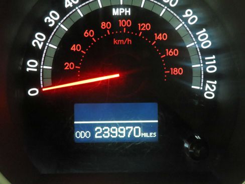 Used 2012 Toyota Sequoia Platinum AWD/4WD image 33