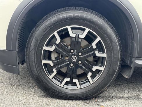 Used 2020 Nissan Pathfinder SV w/ Rock Creek Edition image 9