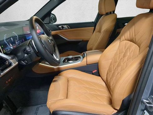 Used 2026 BMW X5 xDrive40i AWD/4WD image 4