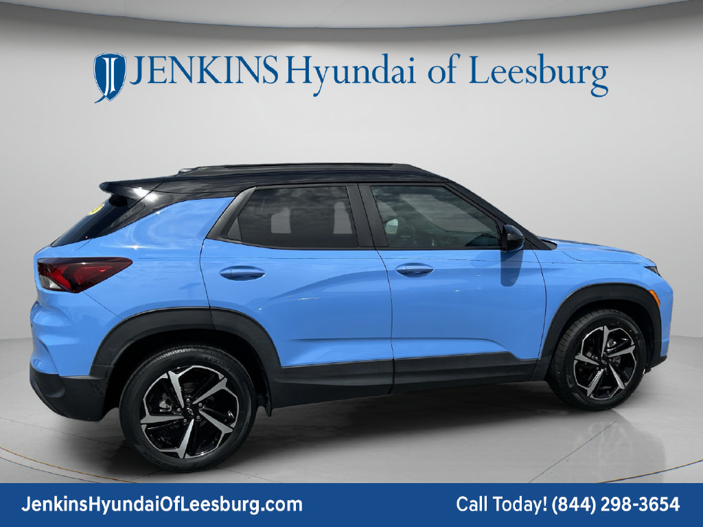 Used 2023 Chevrolet TrailBlazer RS w/ Convenience Package FWD image 4
