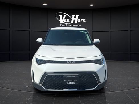 Certified 2025 Kia Soul S FWD image 2
