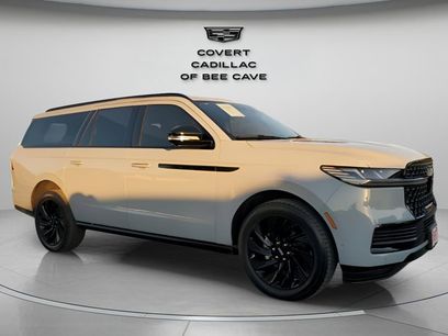 Used 2025 Lincoln Navigator L Reserve w/ Jet Appearance Package