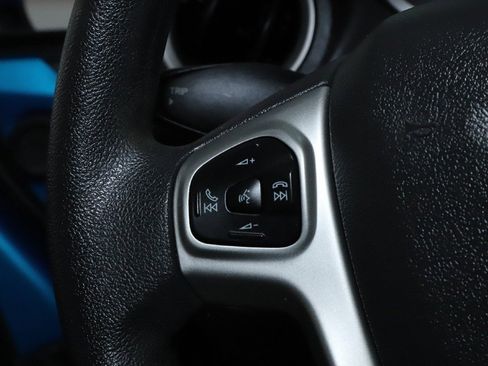Used 2013 Ford Fiesta SE image 22
