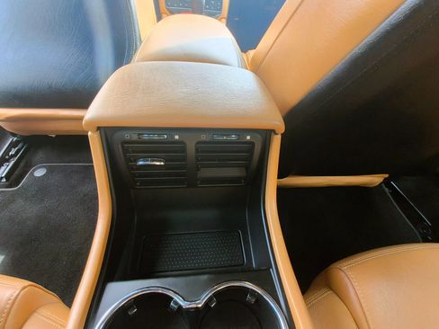 Used 2016 Maserati GranTurismo Sport image 25