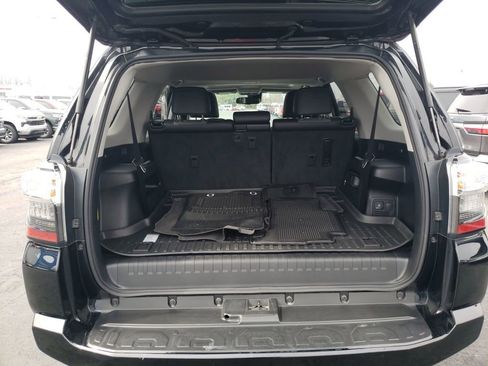 Used 2022 Toyota 4Runner SR5 Premium w/ Moonroof Package image 22