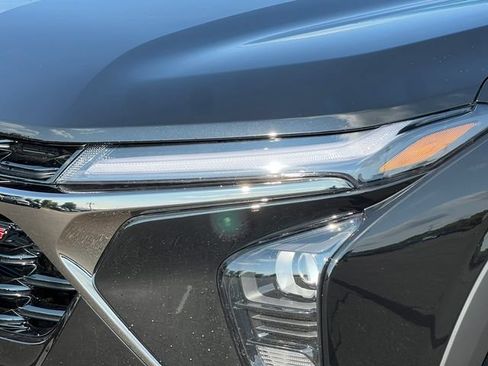 New 2026 Chevrolet Trax RS w/ Driver Confidence Package FWD image 37