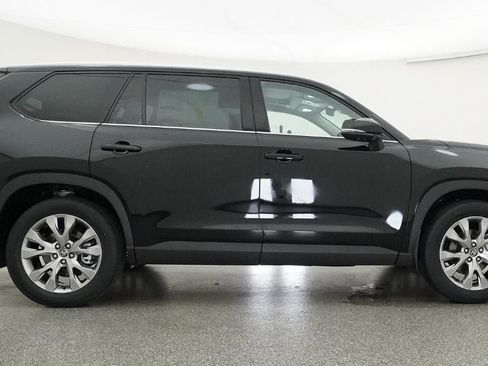 New 2026 Toyota Grand Highlander AWD Hybrid image 27