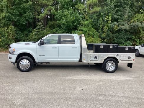 Used 2023 RAM 4500 Laramie AWD/4WD image 5