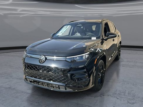 New 2026 Volkswagen Tiguan SE R-Line AWD/4WD image 1