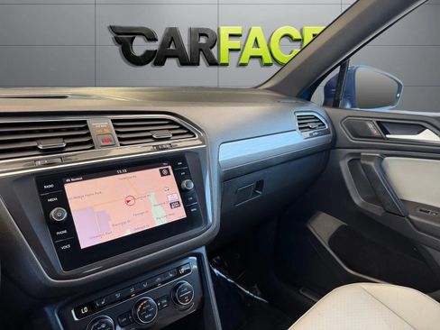 Used 2019 Volkswagen Tiguan SEL R-Line AWD/4WD image 38