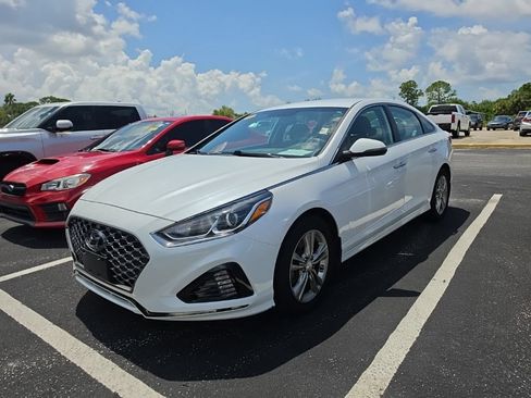 Used 2019 Hyundai Sonata SEL w/ Cargo Package FWD image 5